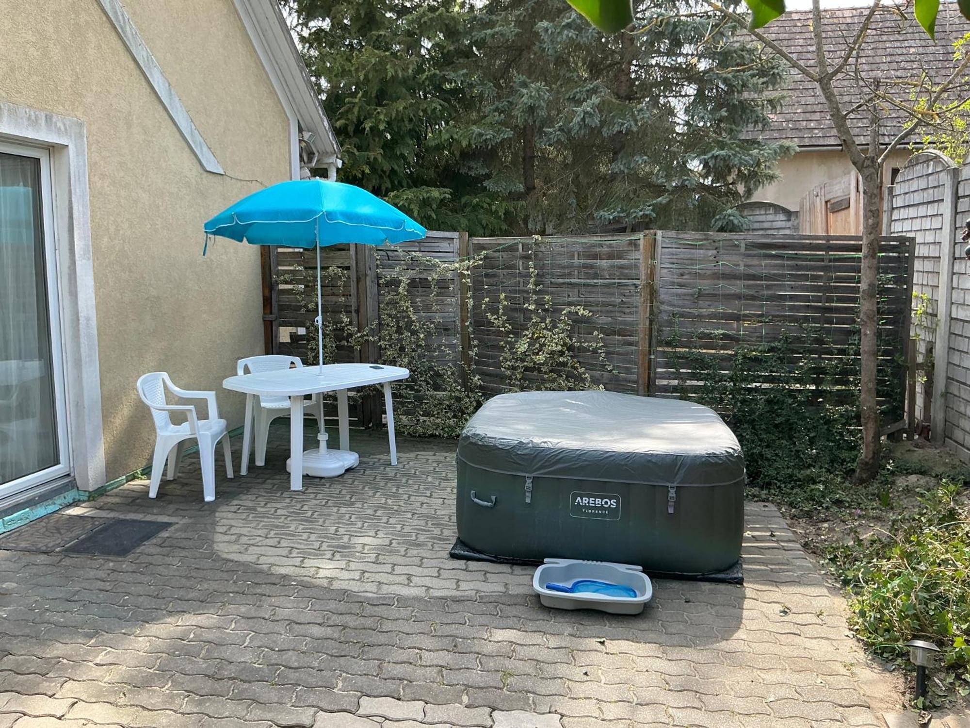 Pitypang Lak Szigetmonostor Exterior foto